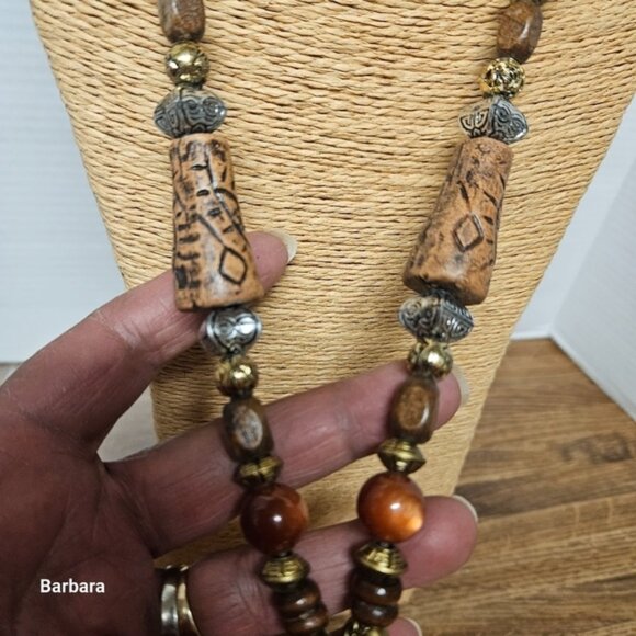 Vintage Wood Carved Pisces Double Fish Beaded Necklace - Picture 3 of 5